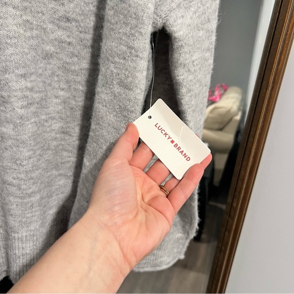 NWT Lucky Brand Oversized Wool Blend Knit Sweater in Heather Gray, Size Medium - Picture 4 of 9